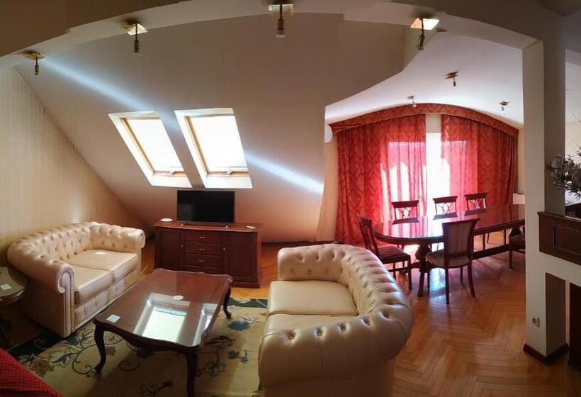 اتاق اکونومی یک تخته, Vila Ariston
