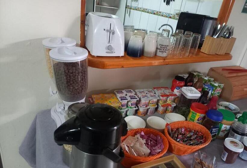 غرفة قياسية رباعية حمام مشترك, Hostal Campo Base
