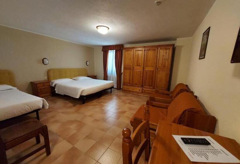 اتاق استاندارد سه نفره, Albergo Gran Paradiso