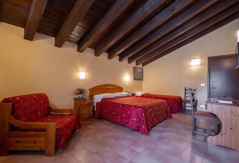 اتاق استاندارد سه نفره, Albergo Gran Paradiso