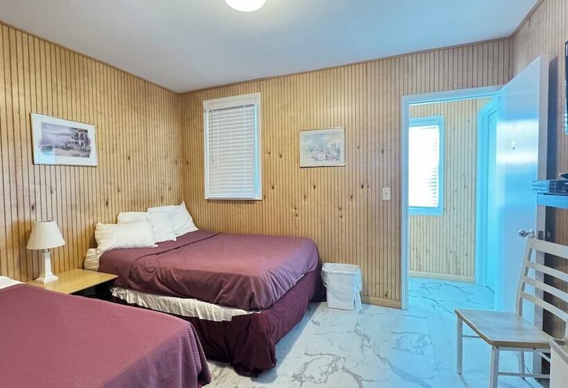 디럭스 룸, Boardwalk Sand & Surf Beach Hotel Oceanfront
