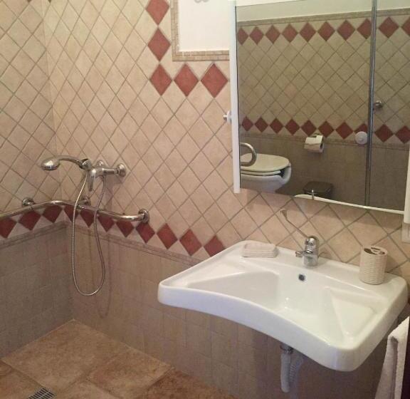 Habitación Estándar Cama King Adaptada para personas con movilidad reducida, Agriturismo La Casa Di Bacco
