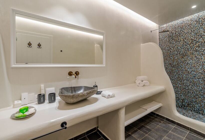 Люкс с Видом, Secret Legend Suites