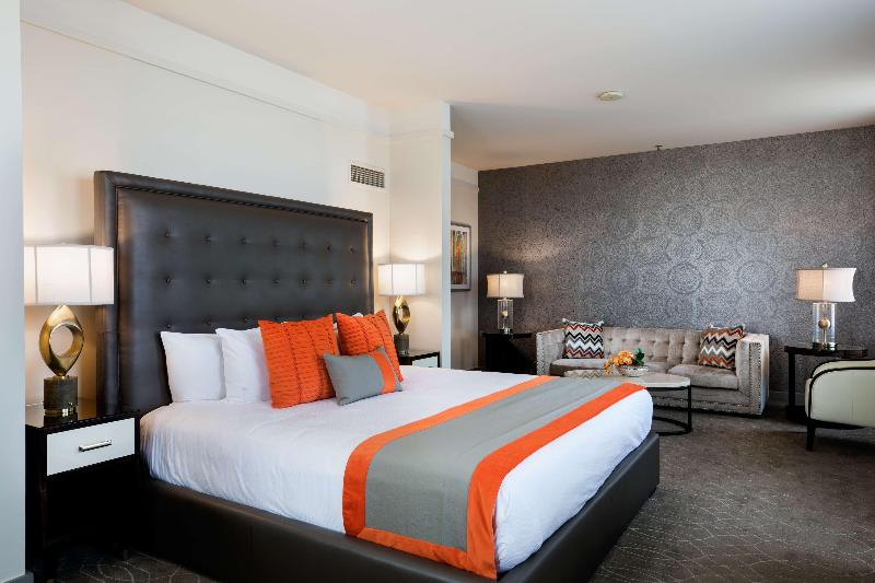 클럽 룸 킹침대, Marriott Irvine Spectrum