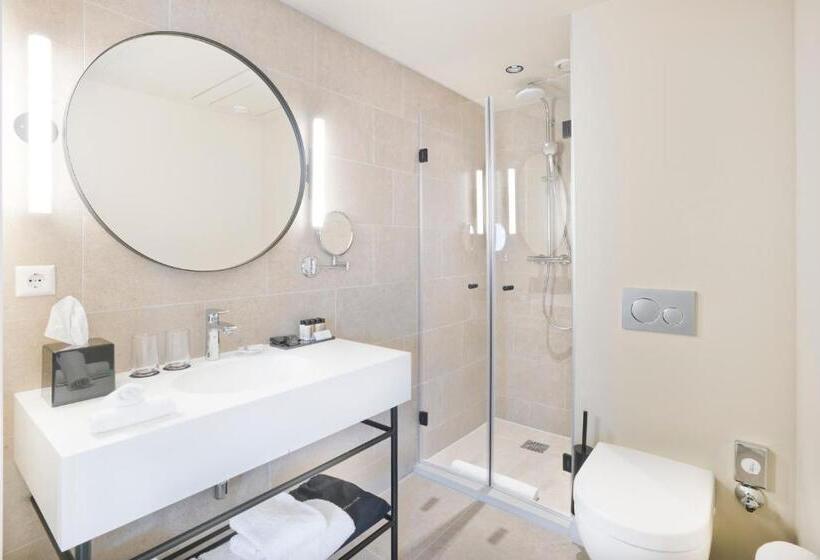 Полулюкс, Pestana Amsterdam Riverside
