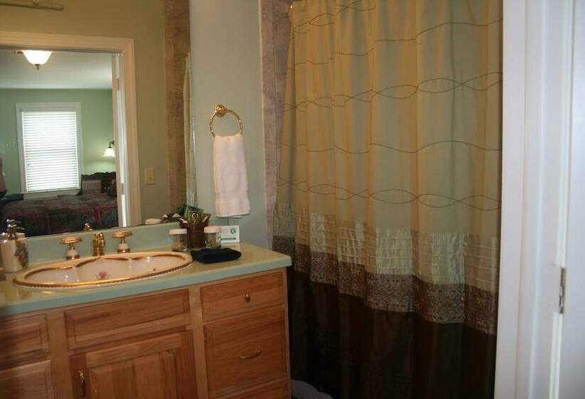Номер Стандарт, The Swope Manor Bed & Breakfast