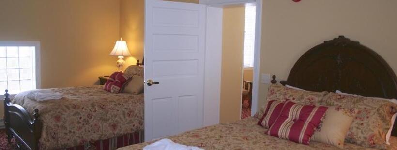 Люкс, The Swope Manor Bed & Breakfast