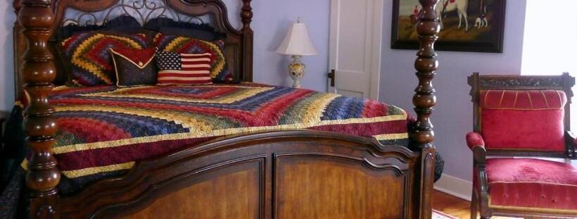 Люкс, The Swope Manor Bed & Breakfast