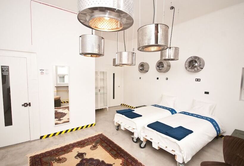 标准间, Lofthotel Przychodnia