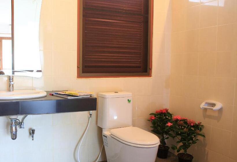 패밀리 방갈로, Thongsathit Hill Resort Khaoyai