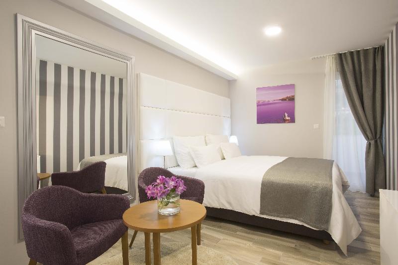 اتاق لوکس با بالکن, Boutique Hotel Intermezzo   Pag Centre