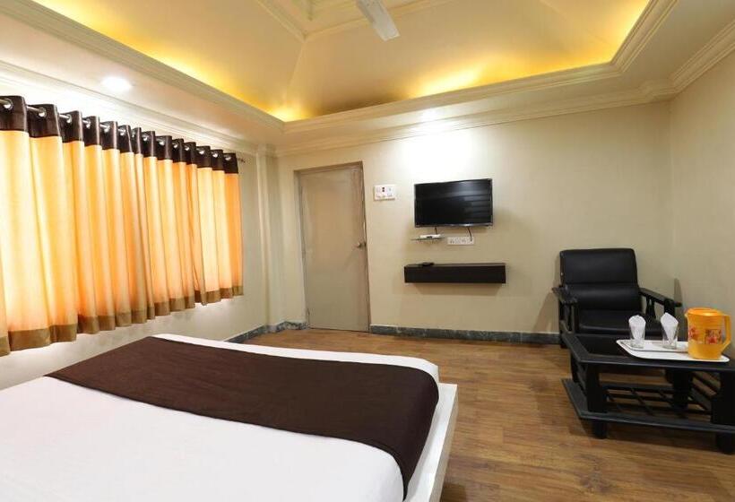 Номер Deluxe Кровать Кинг, Loyal Residency