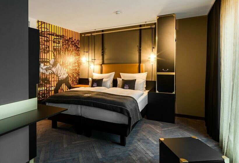 デラックスルーム, Holiday Inn   The Niu, Cobbles Essen, An Ihg