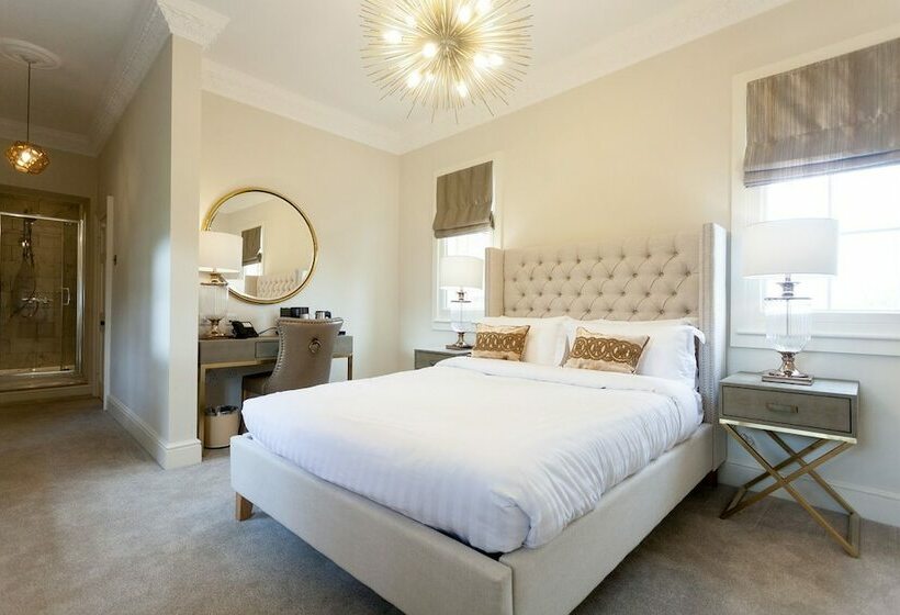 Quarto Deluxe, Winstanley House