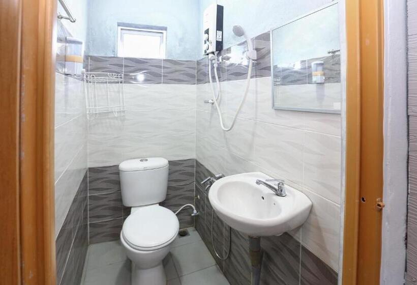 스탠다드 룸, Spot On 89796 D Noor Budget Inn