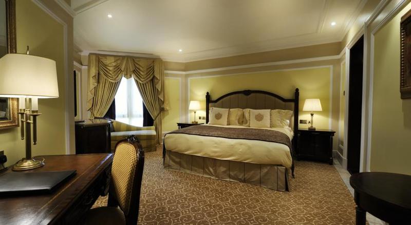 Люкс Клуб, Sheraton Petaling Jaya