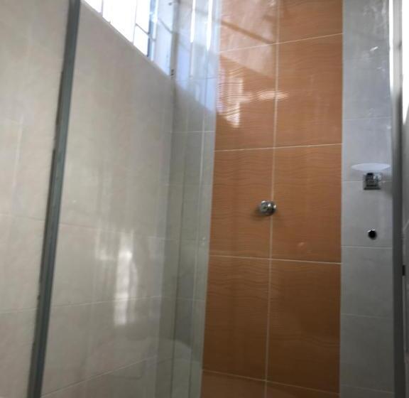 Трехместный Номер Комфорт, Barcelona
