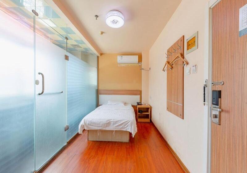 Номер Стандарт Трехместный, Thank Inn Chain Hotel Shandong Jinan Second Ring East Road Hualong