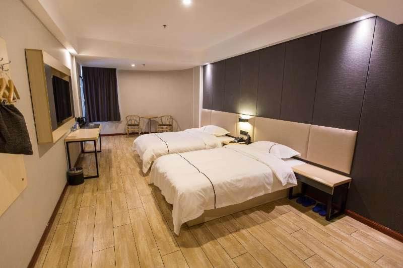 Номер Стандарт, Thank Inn Plus Hotel Hebei Tangshan Road South District Train Station