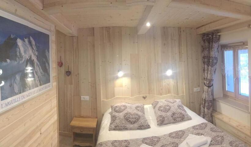اتاق استاندارد سه نفره, Chalet L'aiglon