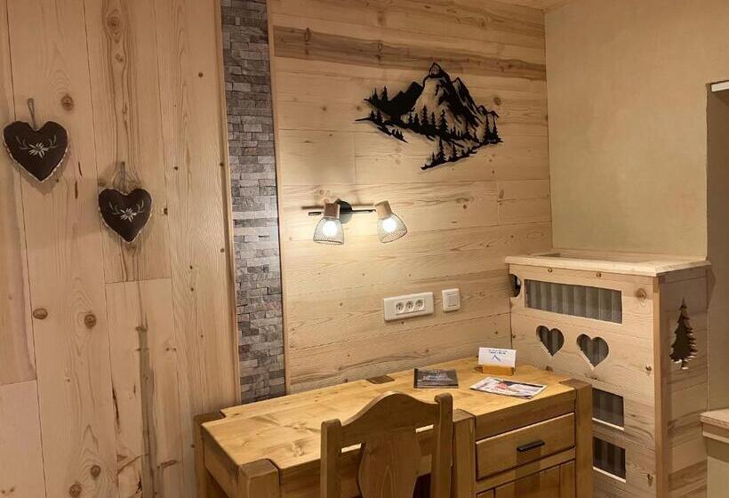 اتاق استاندارد, Chalet L'aiglon