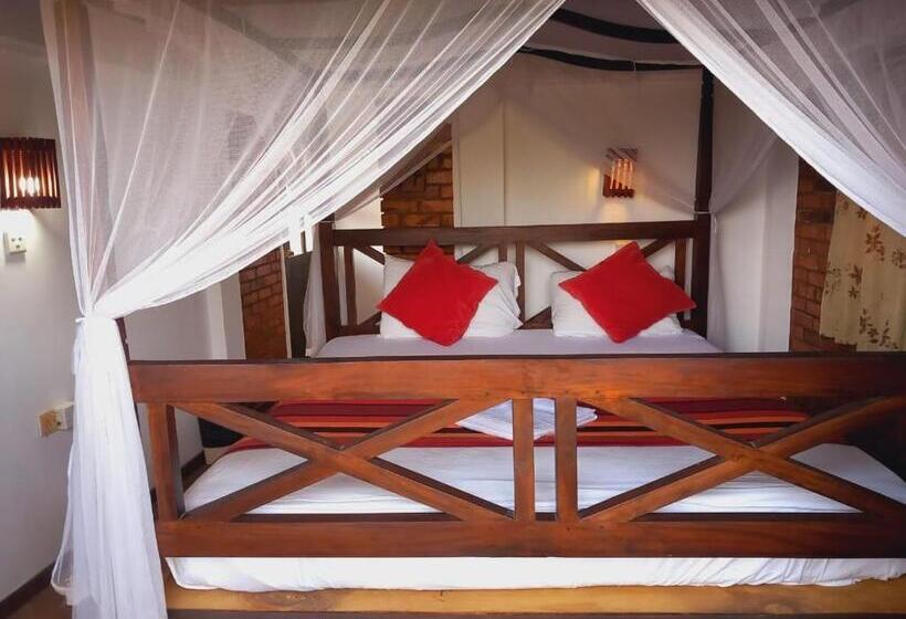 غرفة قياسية مطلّة علي البحر مزوَّدة بشُرفة, Blue Horizon Beach