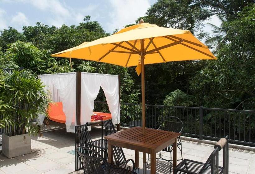 سوئیت با تخت بزرگ, Boutique Spice Colombo