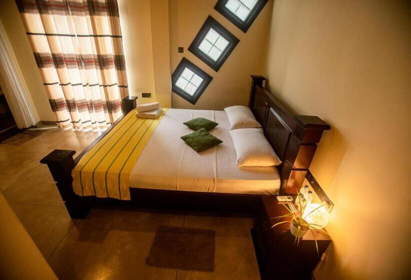 اتاق استاندارد, Evergreen Hotel Dambulla