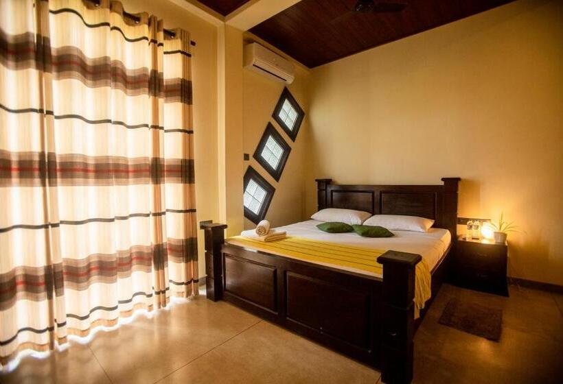 اتاق استاندارد, Evergreen Hotel Dambulla