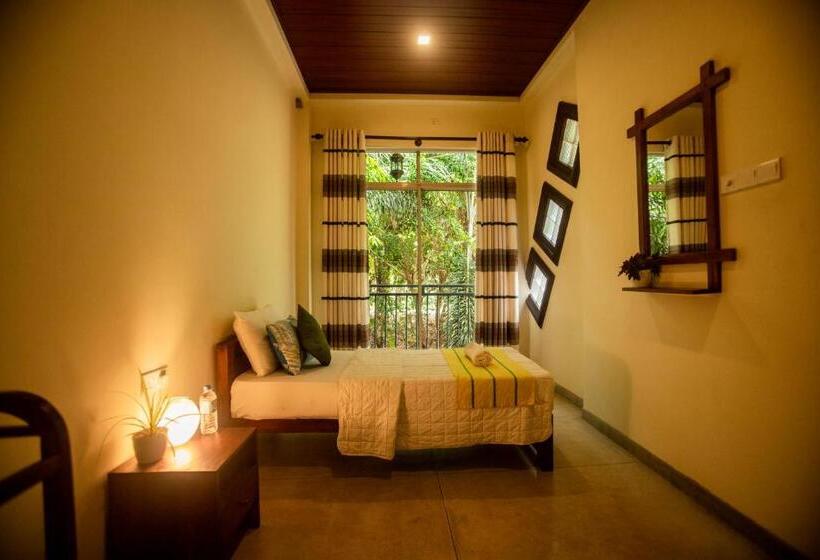 اتاق استاندارد یک نفره, Evergreen Hotel Dambulla