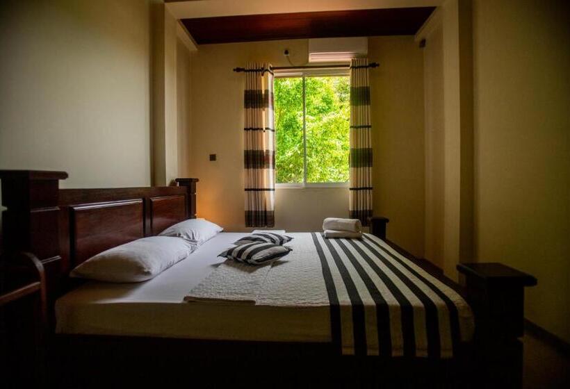 اتاق استاندارد, Evergreen Hotel Dambulla
