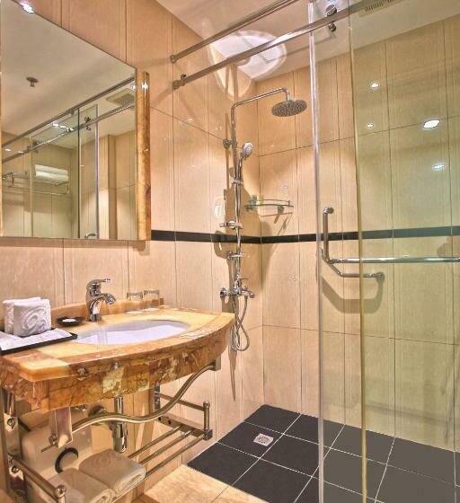 חדר סופריור עם מיטת קינג, Swiss Belhotel Blulane