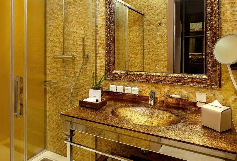 سوئیت پریمیوم با چشم‌انداز دریا, Alàbriga Hotel Gl