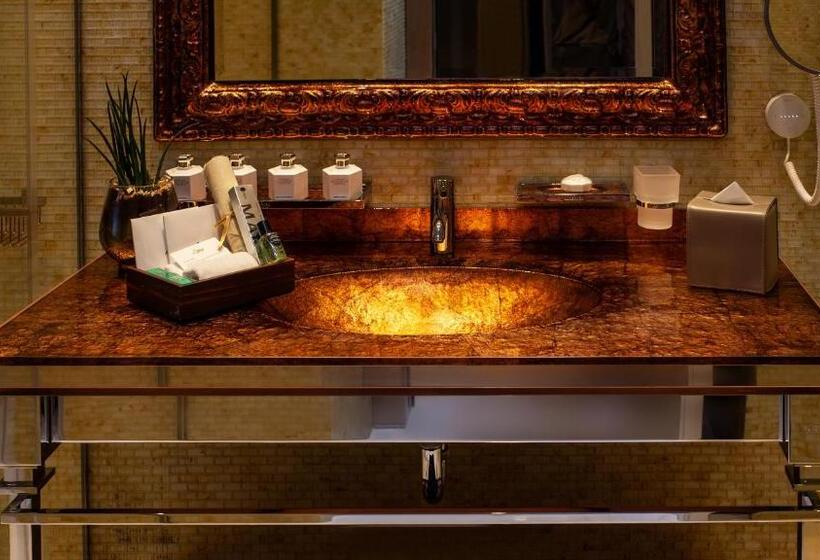 سوئیت پنت هاوس, Alàbriga Hotel Gl