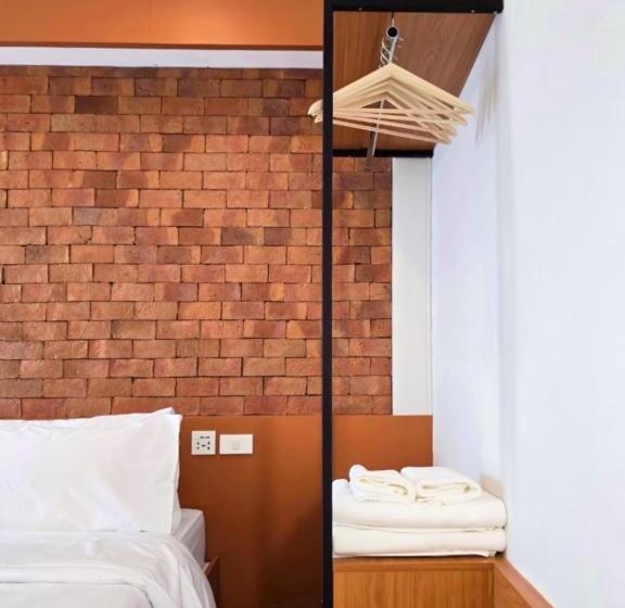 سوییت لوکس, Wangkaew