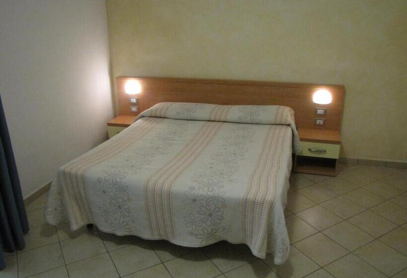 آپارتمان 1 خوابه با چشم‌انداز استخر, Residence Rosemary