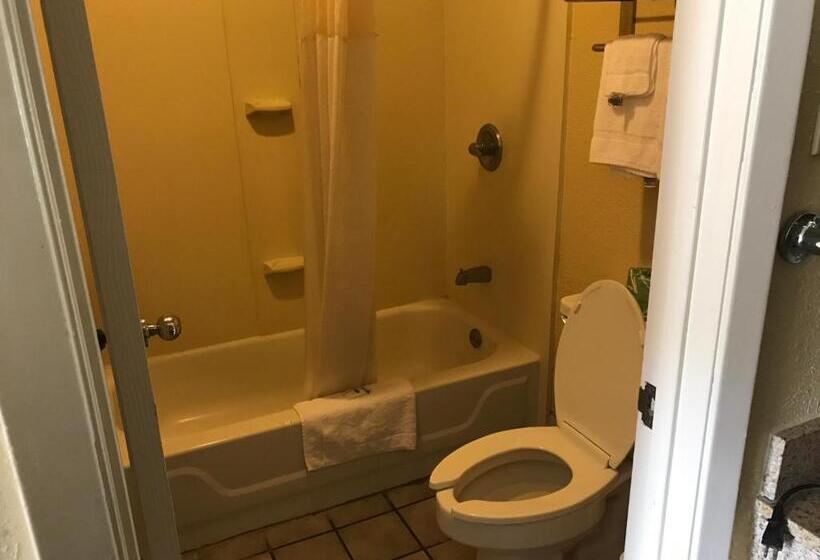 Стандартный Номер Кровать Кинг, Fairbridge Inn Express Natchez