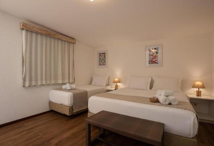 Quarto Triplo Estandar com Sacada, Pousada Da Germana