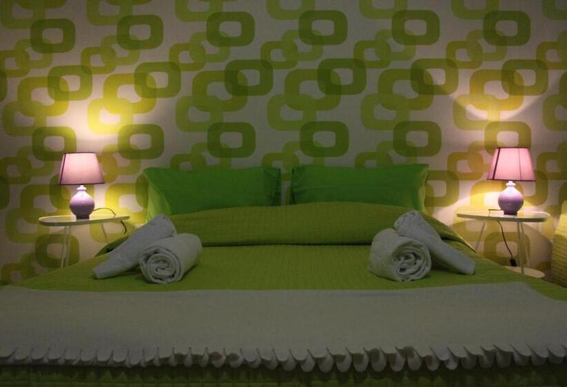 اتاق راحتی سه تخته, B&b Dietro L'angolo