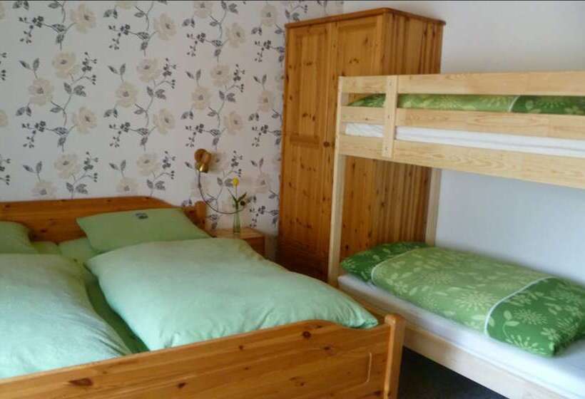 Quarto Familiar, Gasthof Zwilling