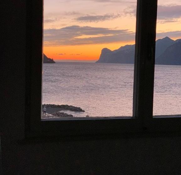 Quarto Estandar com Sacada, Paradiso Conca D Oro