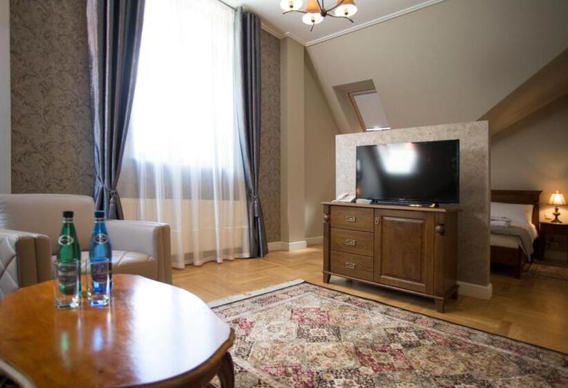 اتاق لوکس, Polanka Conference Center