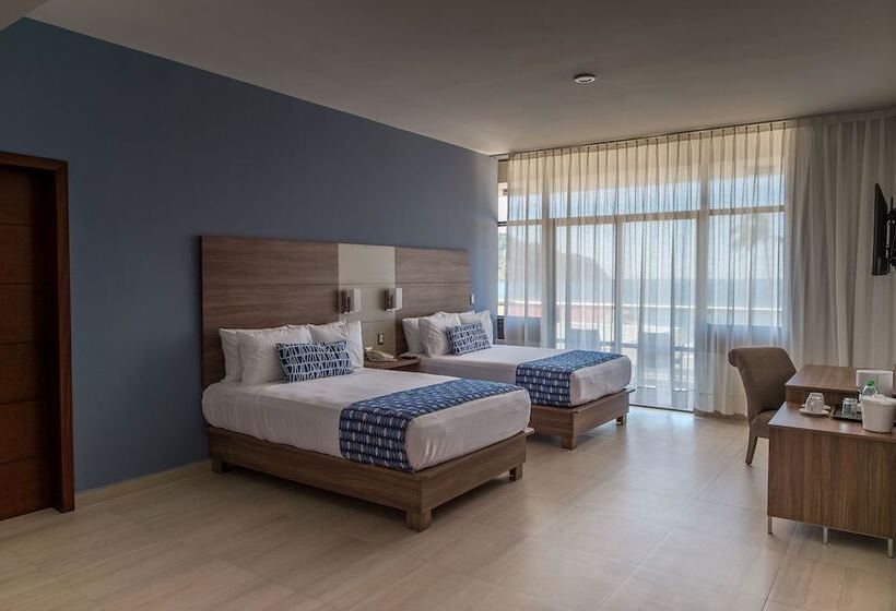 اتاق استاندارد با 2 تخت دوبل, Ocean View Beach