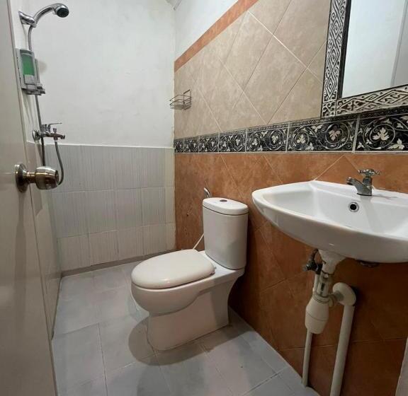 带共用浴室的标准房间, Oda Guest House Ubud