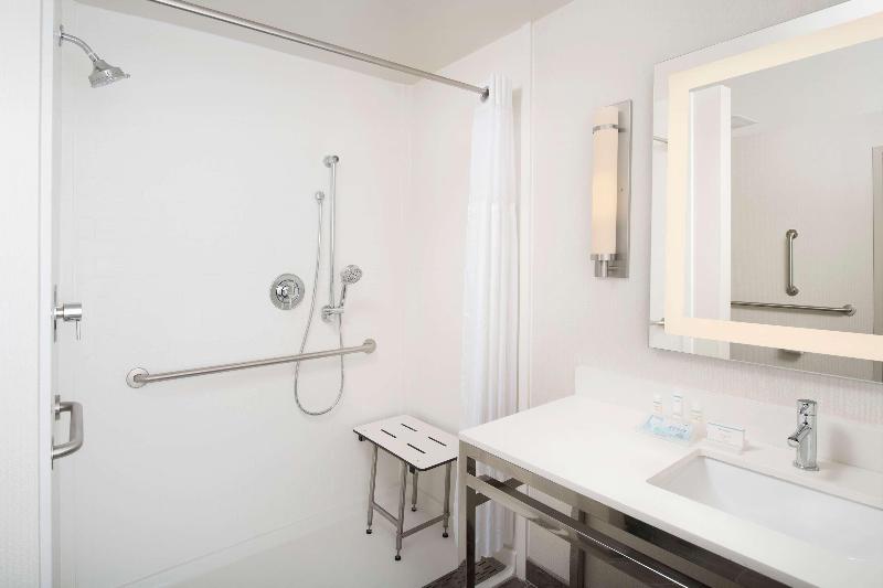Quarto Estandar Cama King, Hilton Garden Inn San Antonio Downtown Riverwalk