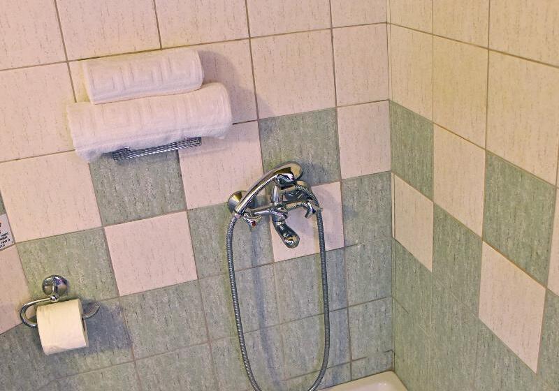 استودیوی استاندارد, Iolkos Hotel Apartments