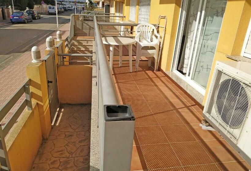 ３ベッドルームアパートメント, Apartamentos Los Almendros 3000