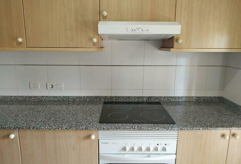 ３ベッドルームアパートメント, Apartamentos Los Almendros 3000