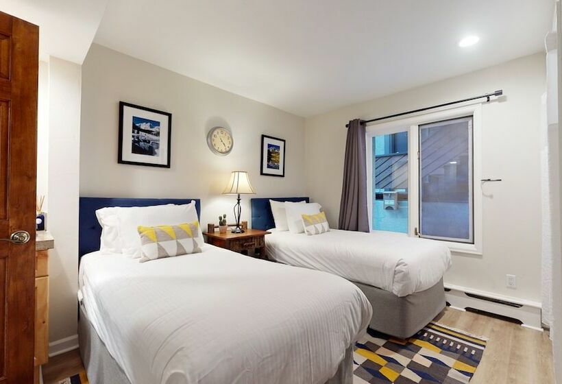 침실 2개 아파트, Christiania Condominiums  Coraltree Residence Collection