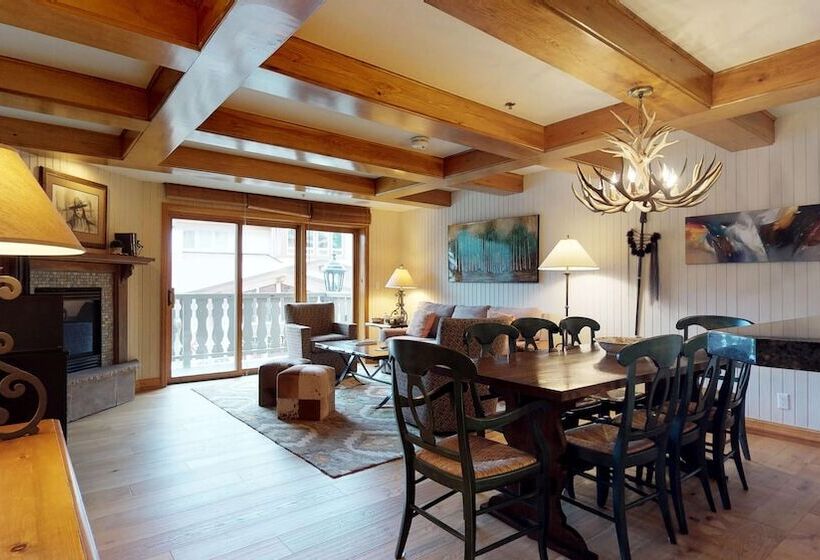 침실 3개 아파트, Christiania Condominiums  Coraltree Residence Collection